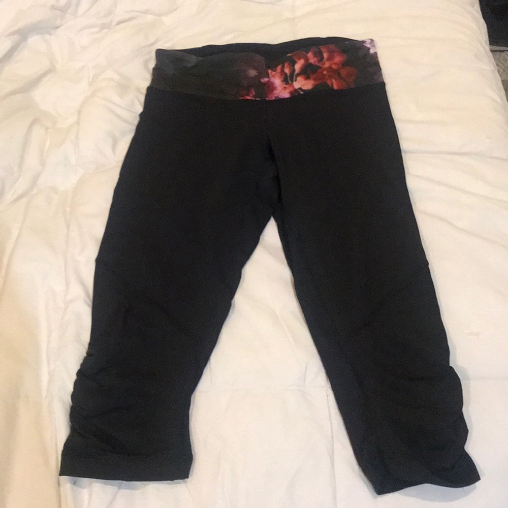 Lululemon rouched leg crop leggings